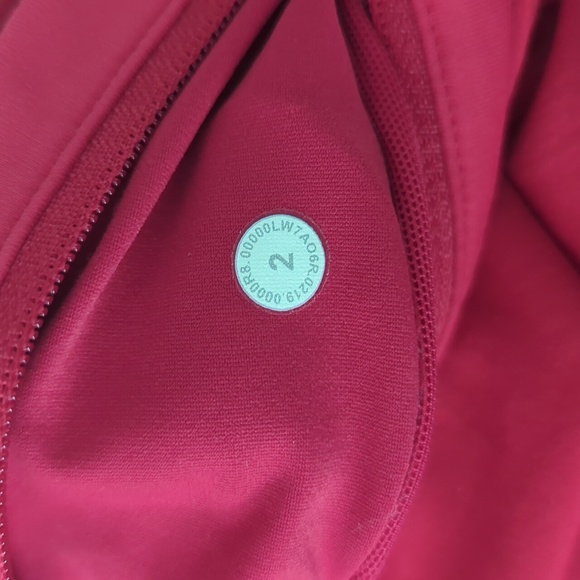Lululemon Speed Up Shorts 2.5 Red Size 2 - Picture 8 of 8